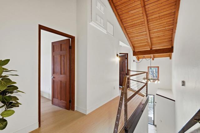 Building Photo - 8608 Villa La Jolla Dr