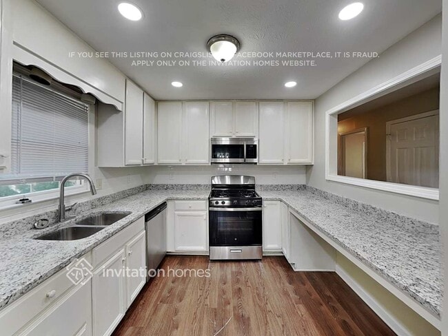 Building Photo - 46 Marion Ln