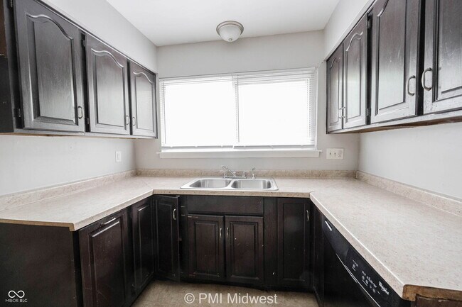 Building Photo - 3026 Osceola Ln