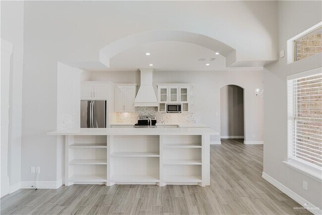 Building Photo - 18 N 23rd St