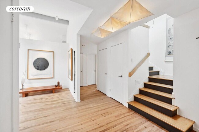 Building Photo - 5 Winding Way