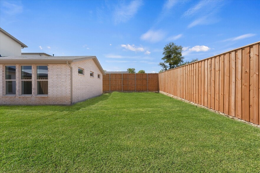 Building Photo - 3792 Wenatche Dr