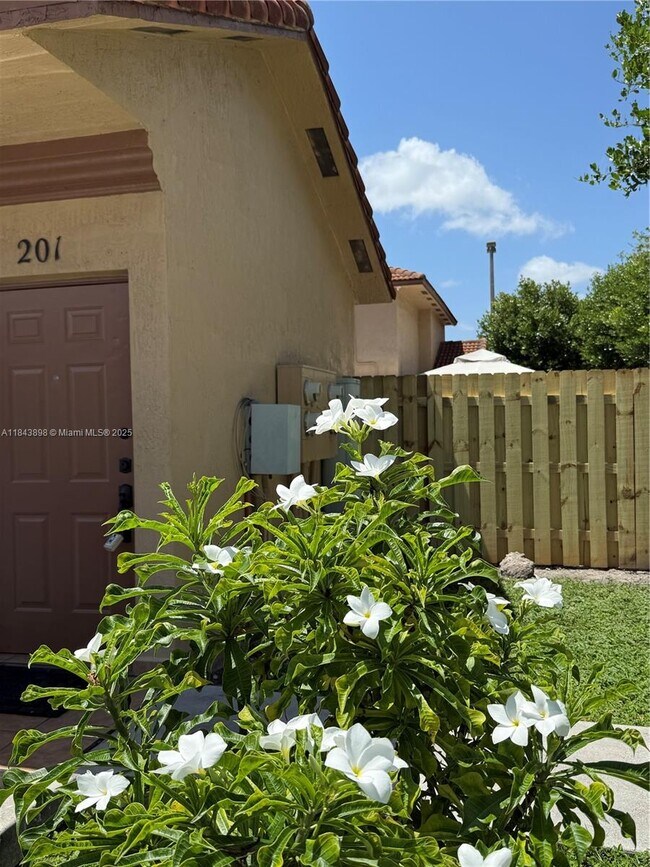 Building Photo - 17354 NW 74th Ave