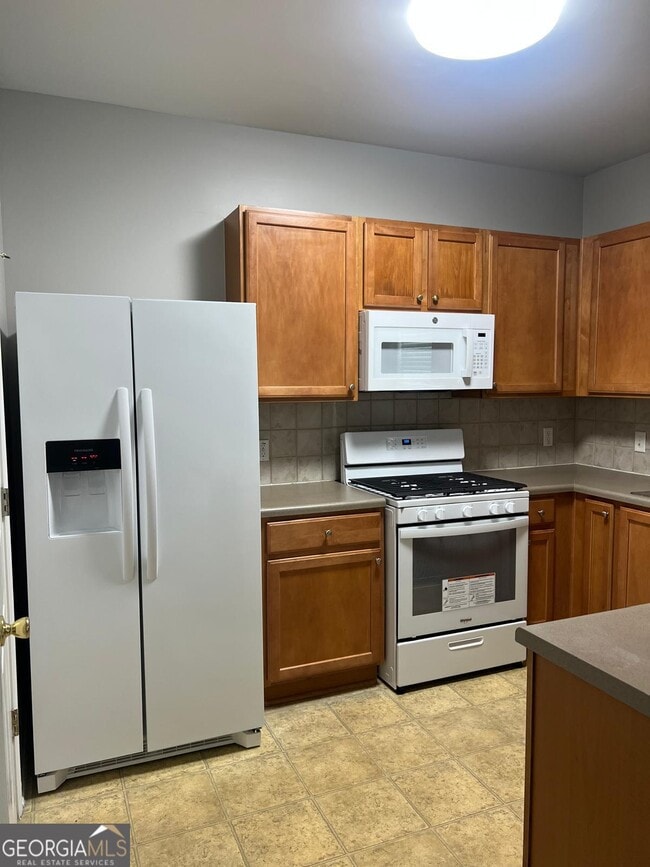 Building Photo - 585 McWilliams Rd SE