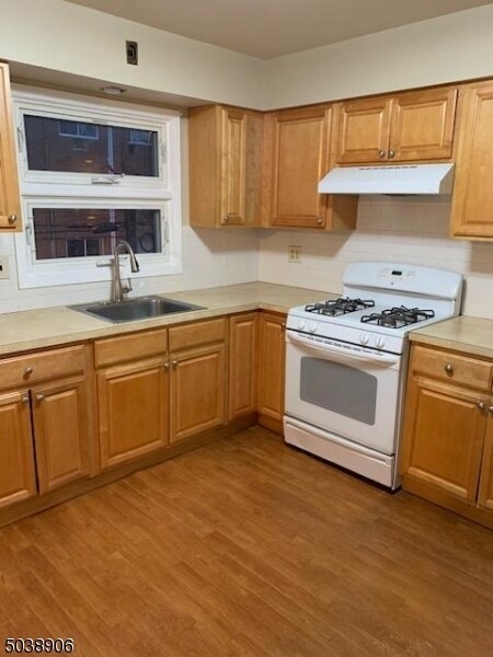 Building Photo - 408 Stuyvesant Ave