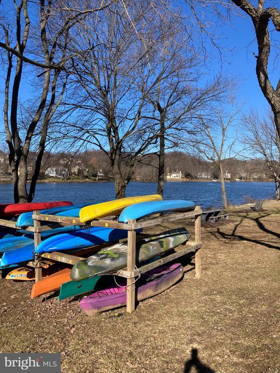 Building Photo - 1458 Broad Run Rd