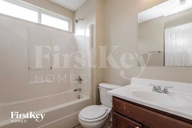 Building Photo - 5519 Stone Bluff Ct