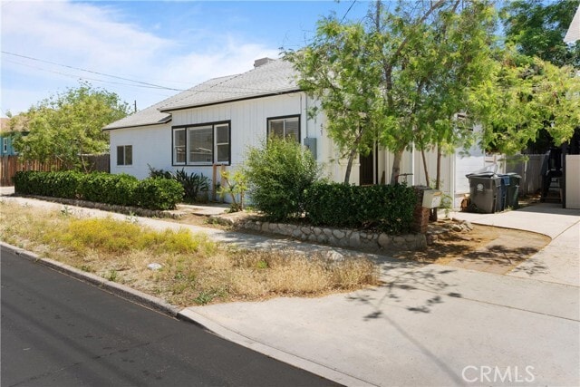 Building Photo - 421 W Sun Ave