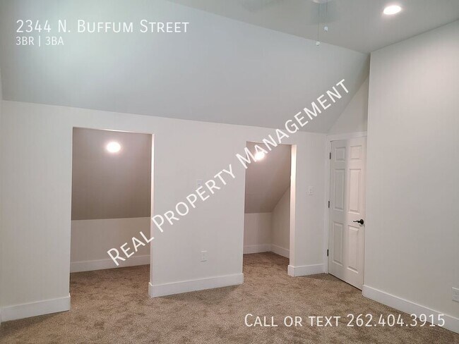 Building Photo - 2344 N Buffum St