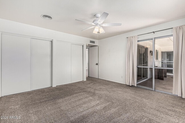 Building Photo - 1213 E Riviera Dr