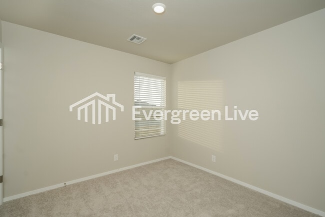 Building Photo - 10187 E Biswell Ln