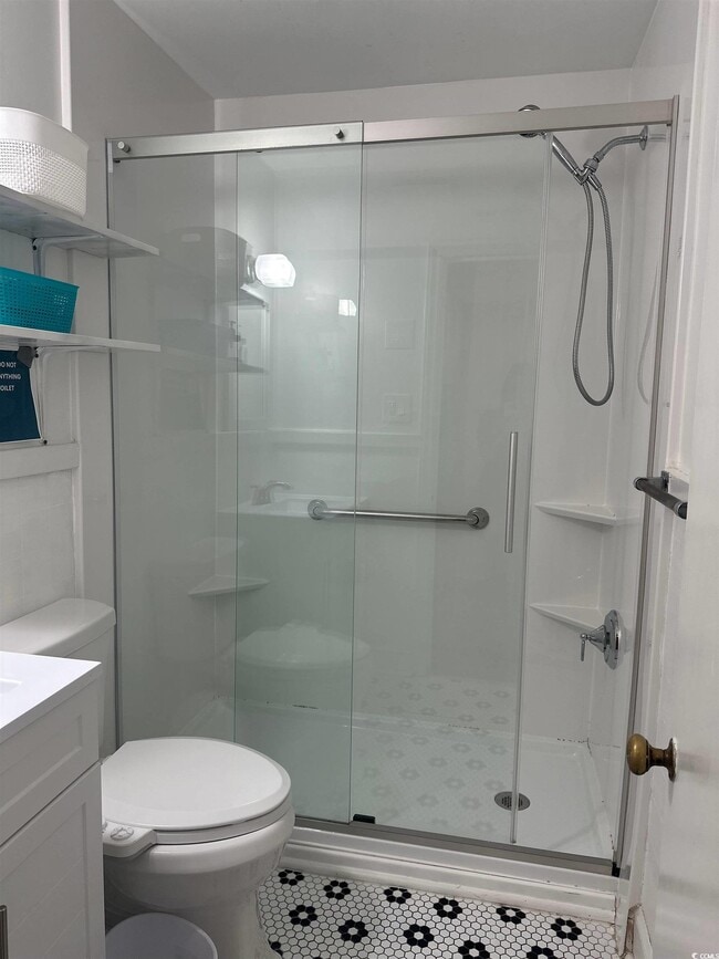 Building Photo - 519 32nd Ave N