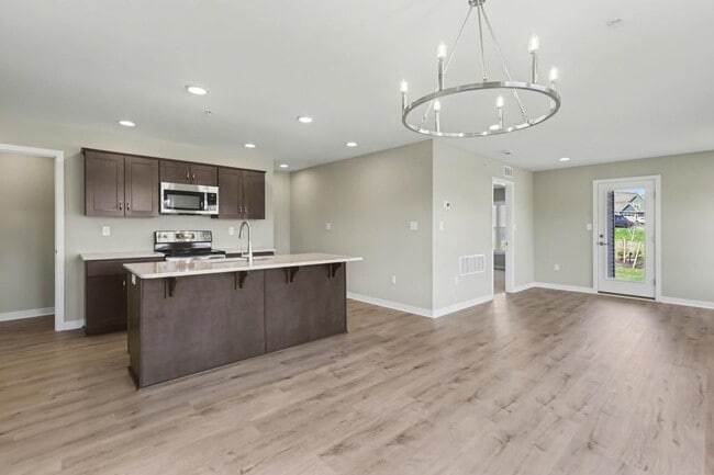 Building Photo - 7213 White Oak Blvd