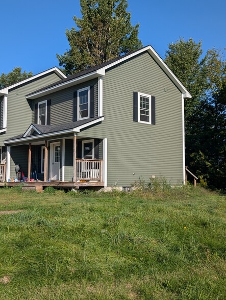 Building Photo - 37 Richies Ln