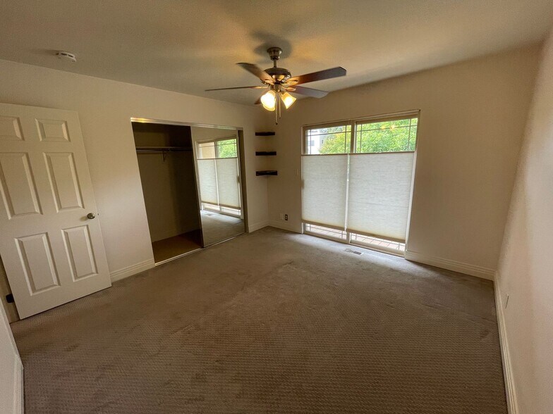 Building Photo - 4800 Osage Dr