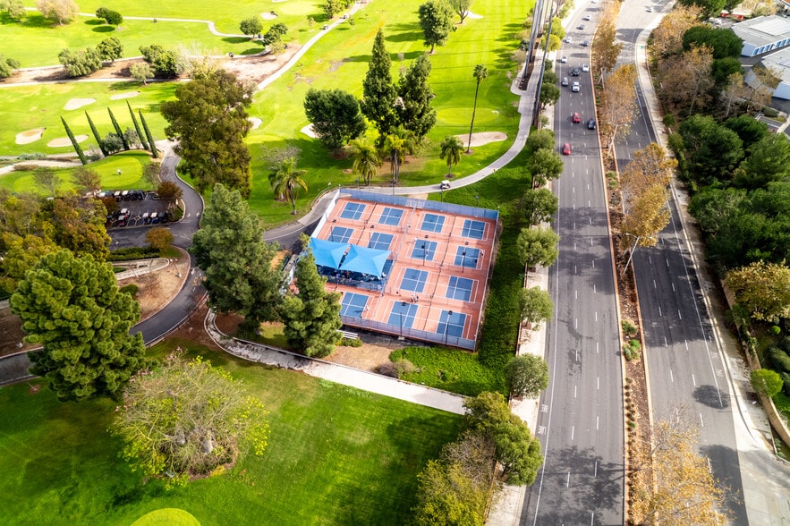 Building Photo - 3168 Via Vista