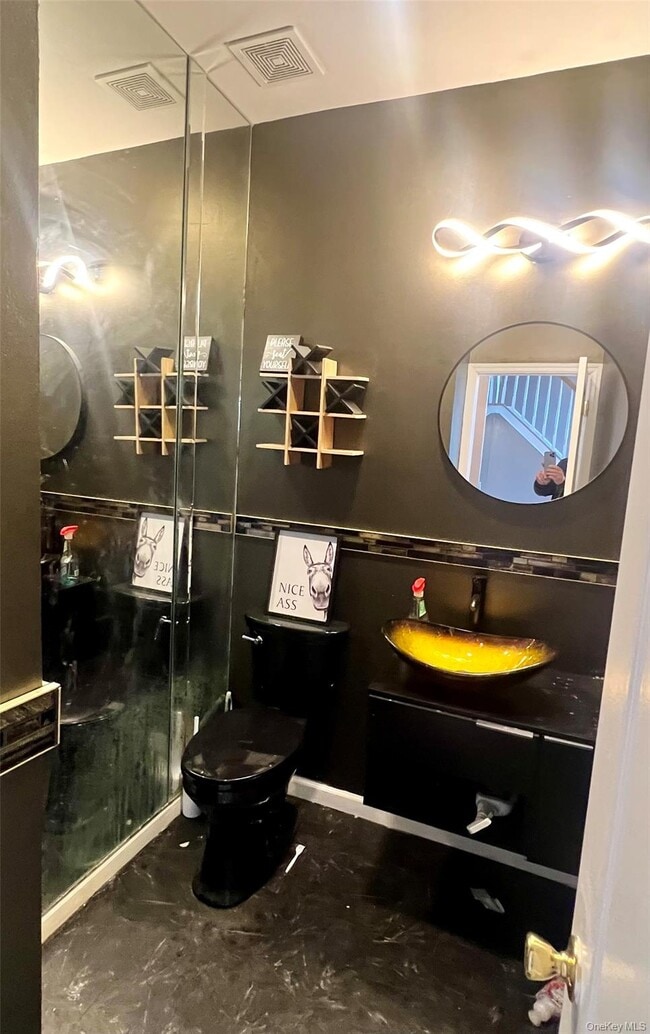 Building Photo - 39 Independence Way