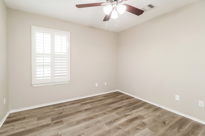 Building Photo - 19194 Shire Horse Blvd