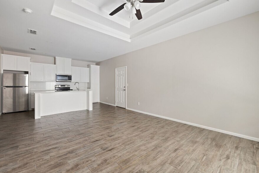 Building Photo - 2609 Sage Dr