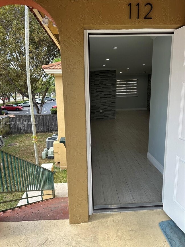 Building Photo - 15250 SW 134th Pl