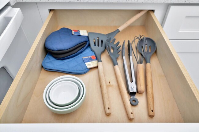 Building Photo - 711 E Gulf Blvd