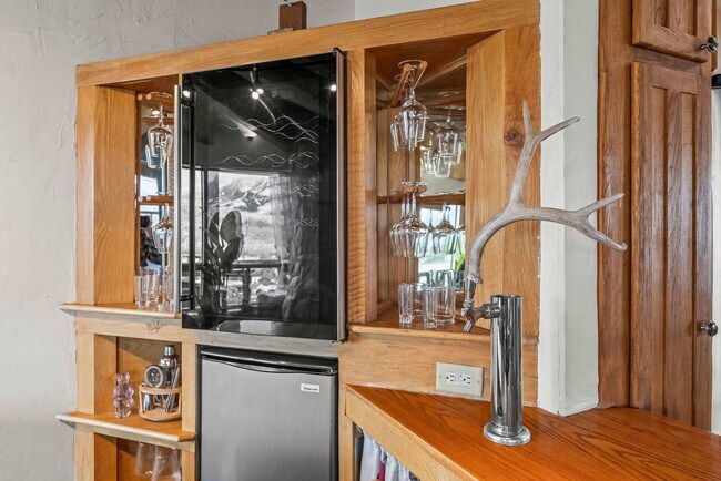 Building Photo - 84 Arcturus Dr