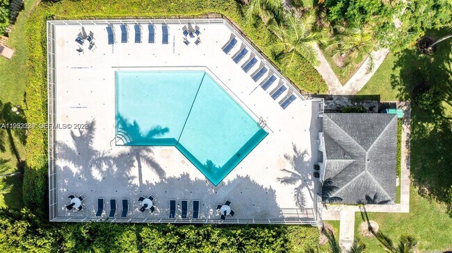 Building Photo - 14206 SW 97th Terrace