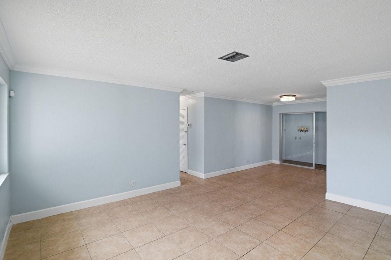 Building Photo - 3002 NW 48th St