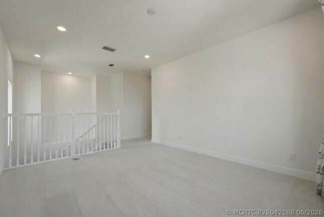 Building Photo - 11760 Bayview Cir