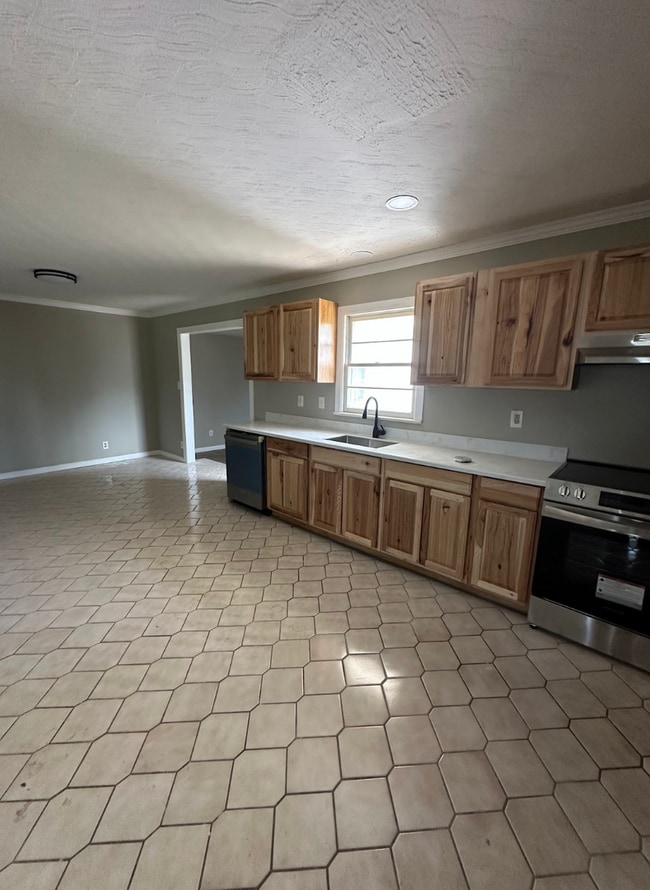Building Photo - 3 Bed 2 Bath - Muscle Shoals, AL