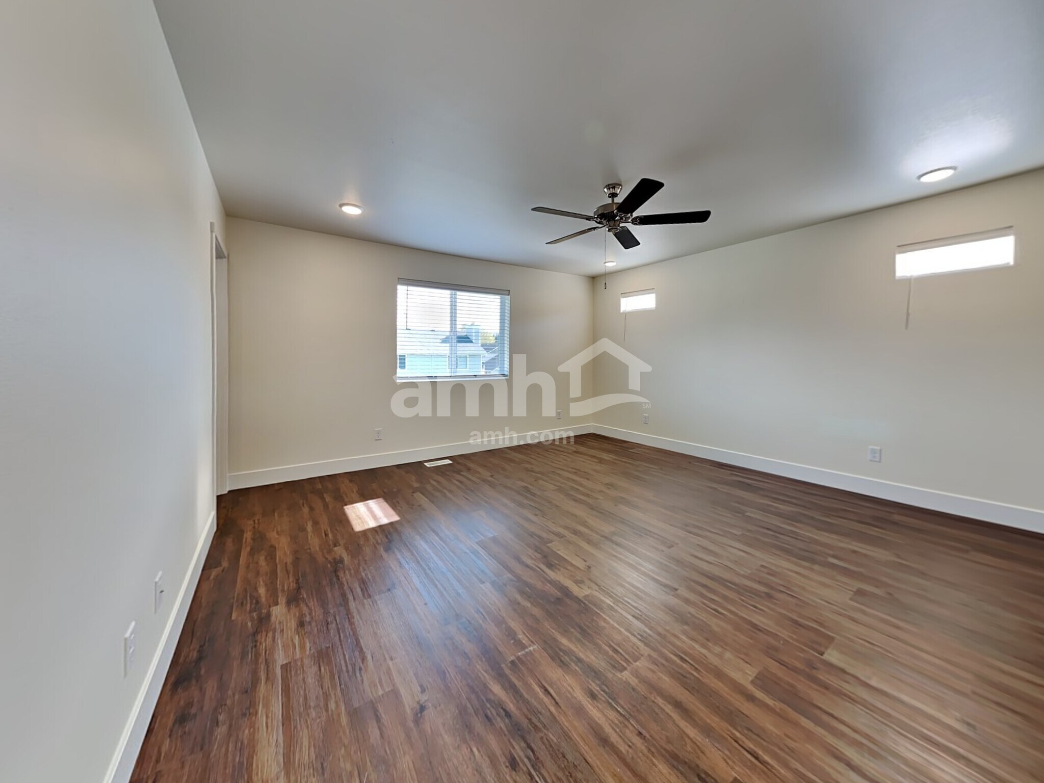 Building Photo - 342 Smith Dr