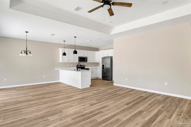 Building Photo - 4 Tennessee Dr