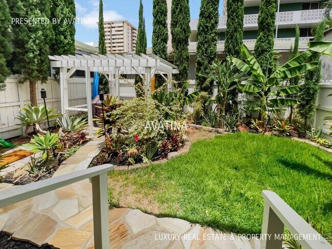 Building Photo - 244 Kapili St-