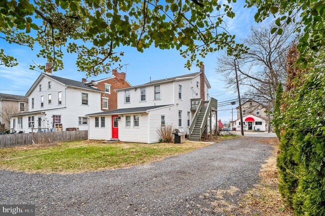 Building Photo - 368 W Ridge Pike