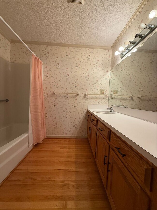Building Photo - Fantastic Home in the Country for Rent!