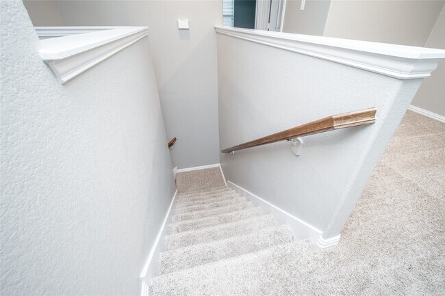 Building Photo - 1826 Ryon Falls Dr