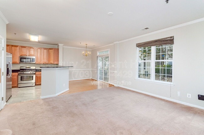 Building Photo - 8932 Milford Haven Ct