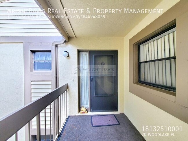 Building Photo - 20 Woodlake Pl