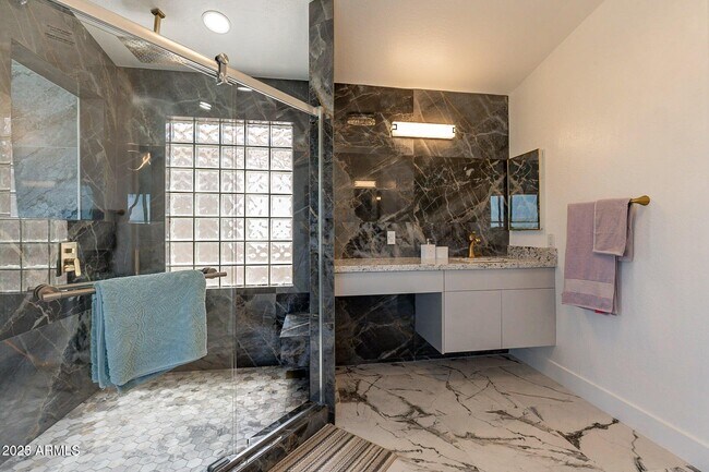 Building Photo - 11525 E Desert Willow Dr