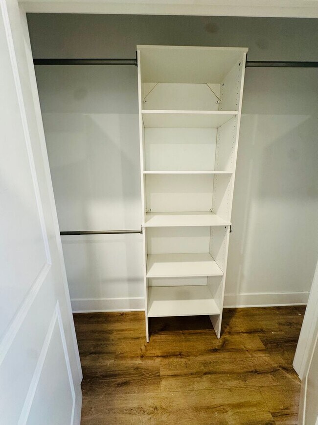 Building Photo - 4242 W Girard Ave