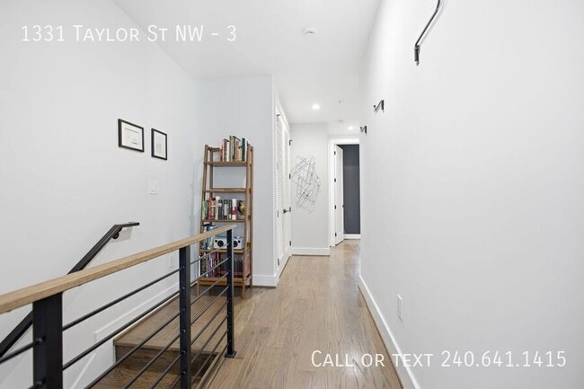 Building Photo - 1331 Taylor St NW