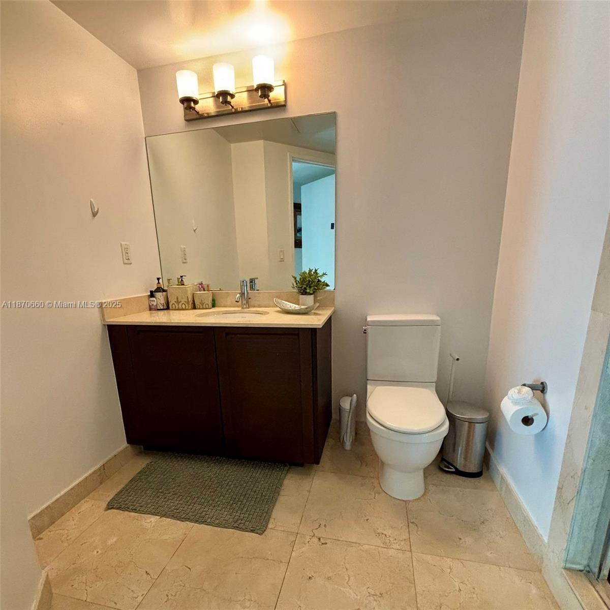 Building Photo - 150 Sunny Isles Blvd