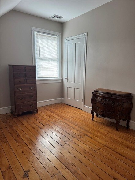 Building Photo - 66 Armstrong Ave