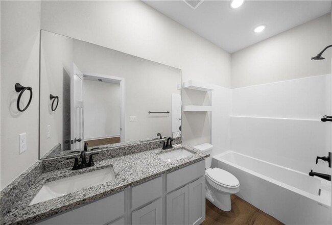 Building Photo - 603 Cosmos St