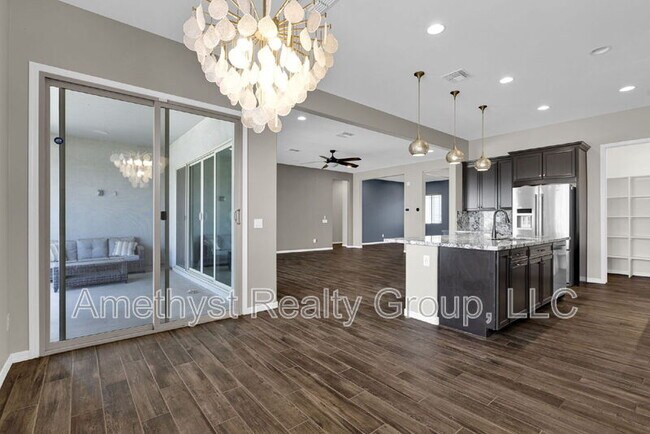 Building Photo - 5116 N 185th Ave