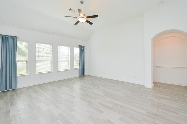 Building Photo - 6019 Verde Pl Ln