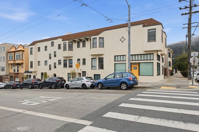 Building Photo - 1486 9th Ave