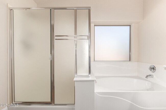 Building Photo - 1444 E Baker Dr