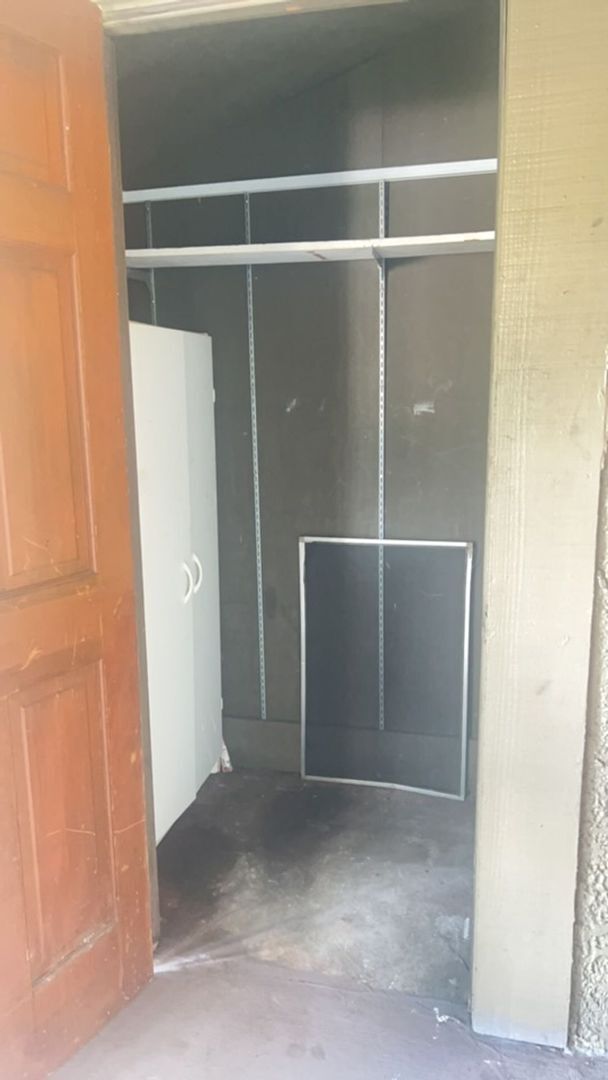 Building Photo - 2 Bedroom, 2 bathroom condo For Rent in Town N Country!