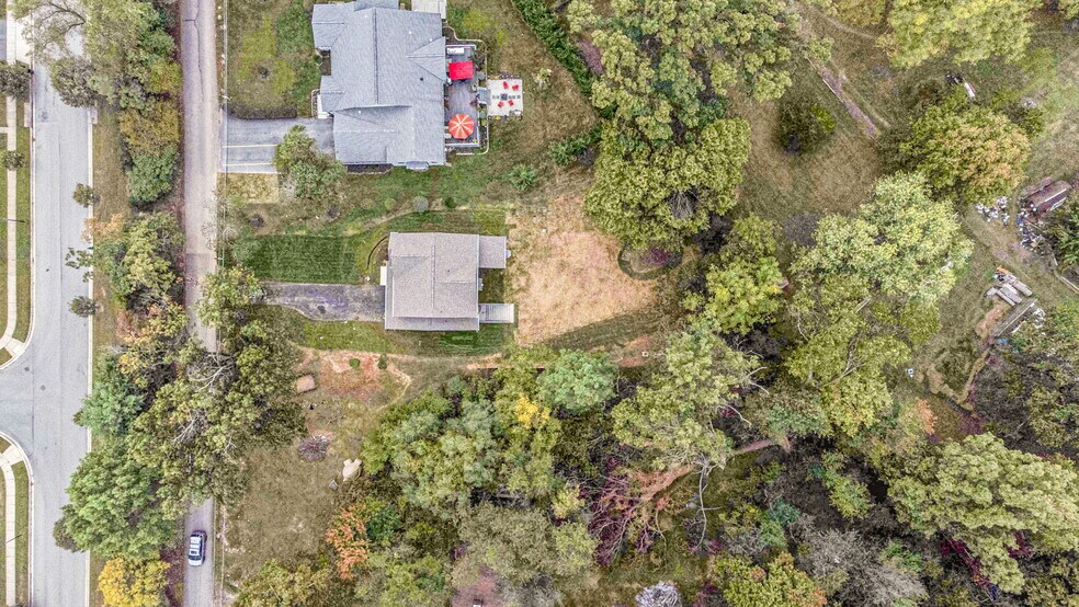 Building Photo - 328 Ridge Rd